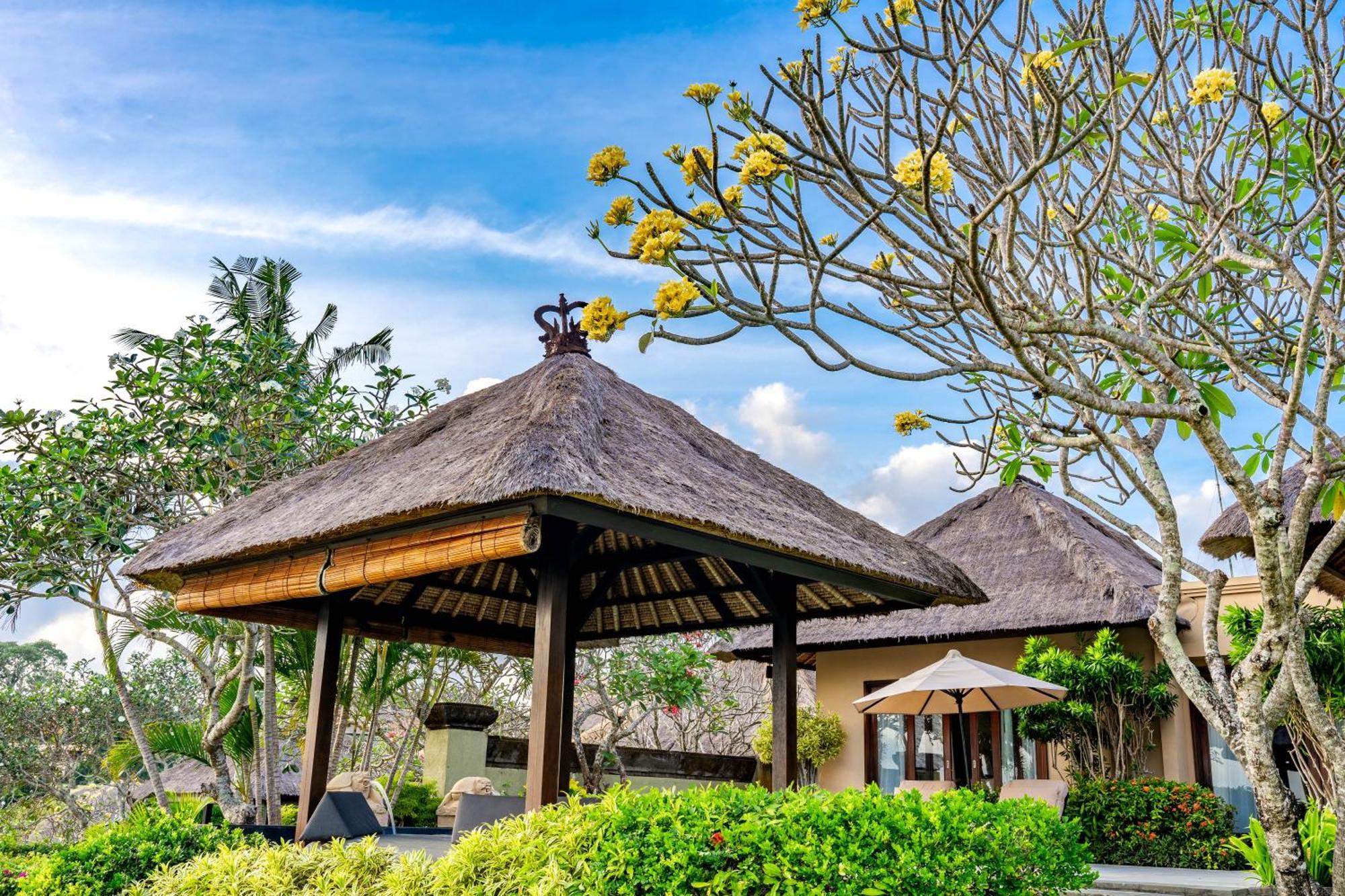 巴厘岛阿雅娜度假别墅 金巴兰 外观 照片